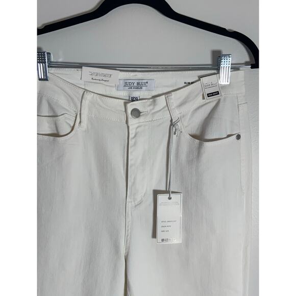 Judy Blue White High Waisted Bootcut Jeans NWT size 9/29 - Picture 2 of 8